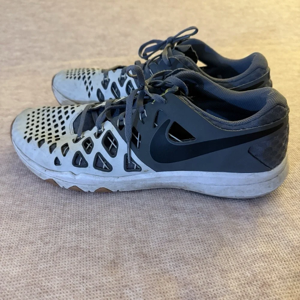 Nike Mens Train Speed 4 843937-005 Gray Gum Running‎ Shoes Sneakers Size 12
